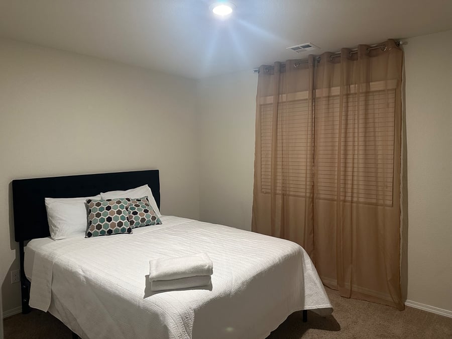 Furnished Finder property 749701_1 photo 18