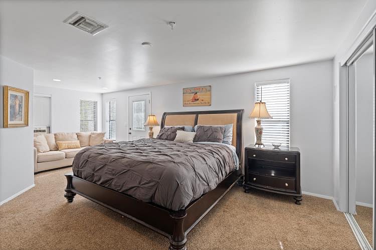 Master with king size bed and sitting area