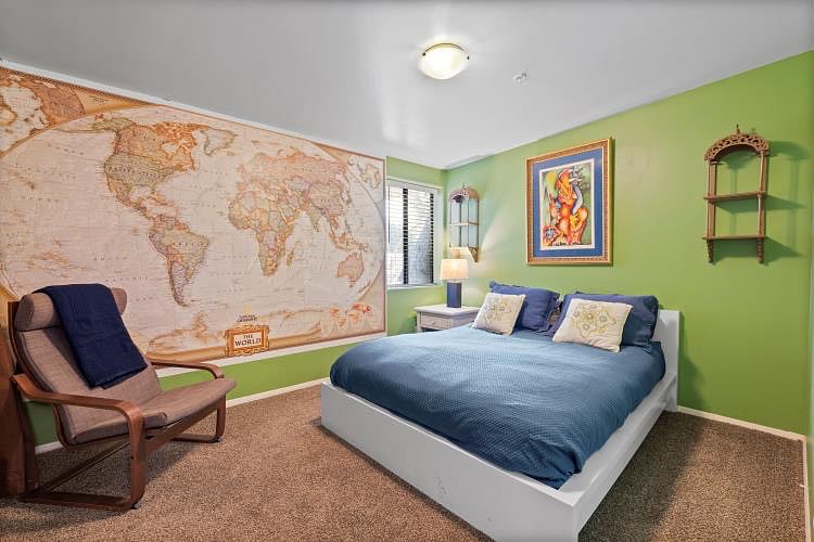 Bedroom one Queen bed