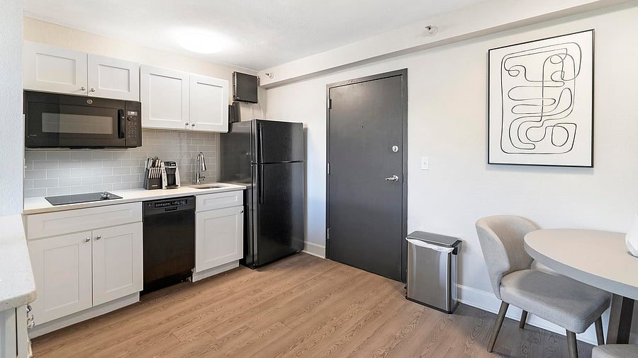 Furnished Finder property 749957_32 photo 3