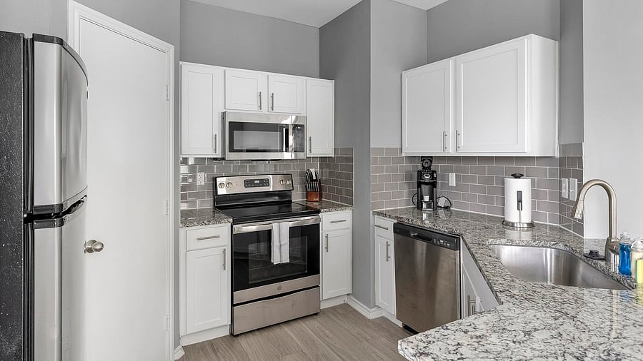 Furnished Finder property 749959_8 photo 4