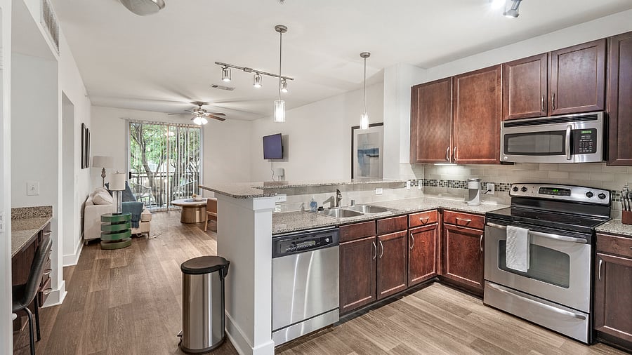 Furnished Finder property 749962_8 photo 6