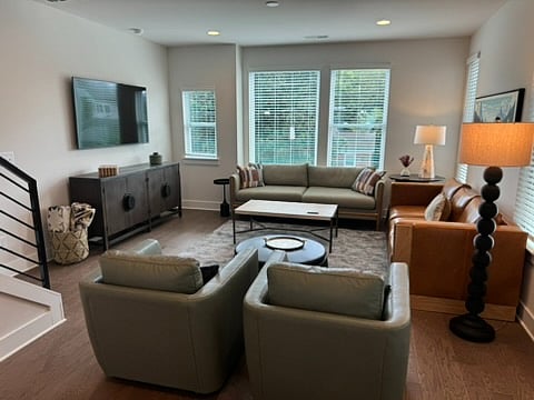 Furnished Finder property 749965_1 photo 11