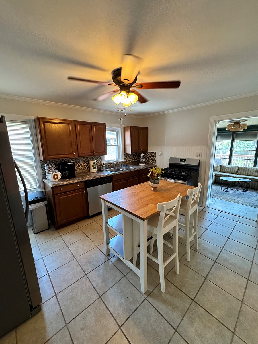 Furnished Finder property 750053_1 photo 3