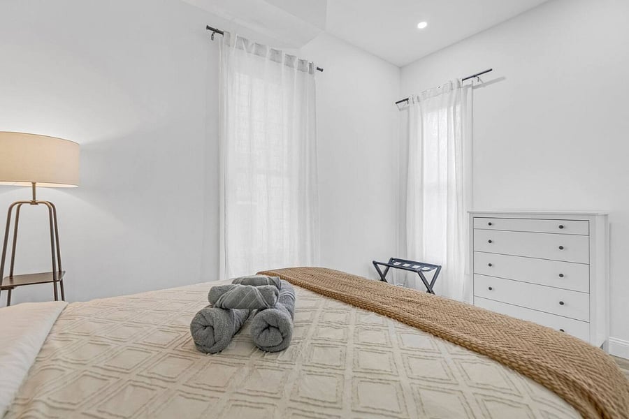 Furnished Finder property 750065_1 photo 9