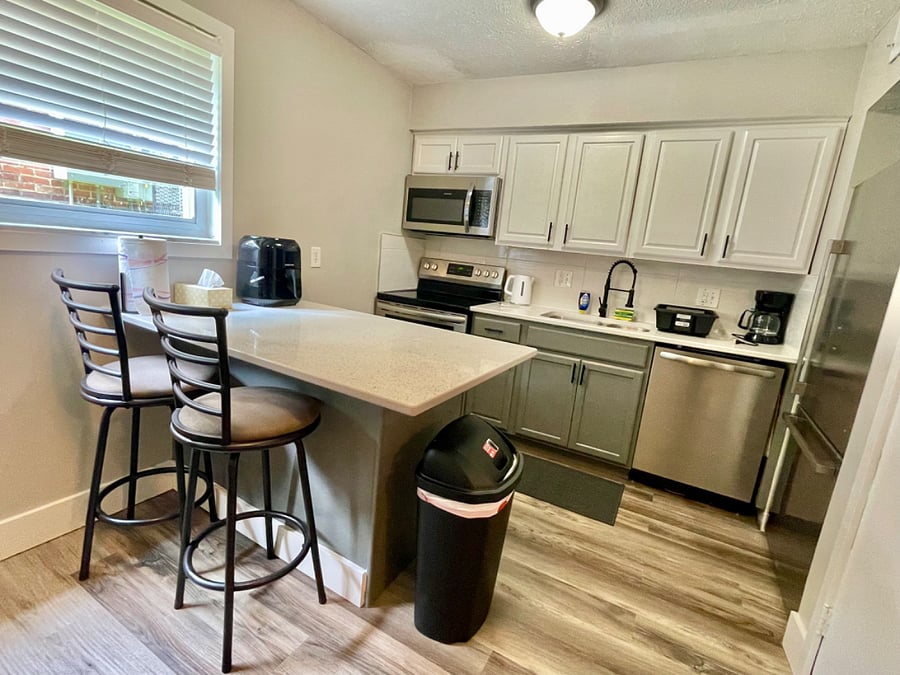 Furnished Finder property 750075_1 photo 9