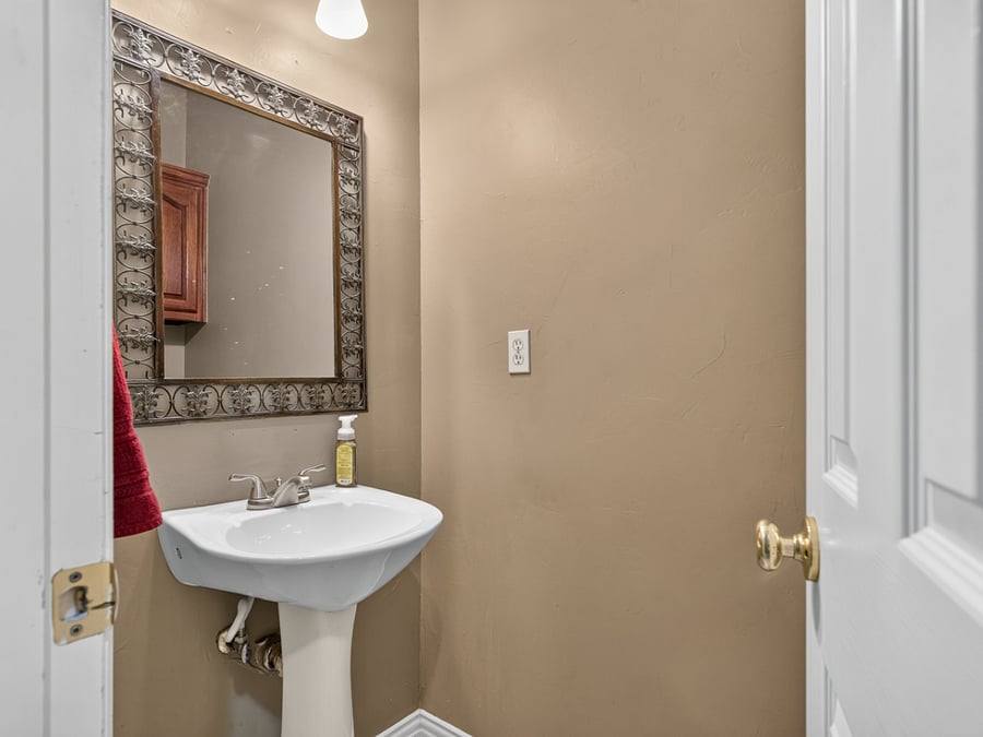 Down Stairs 1/2 bath