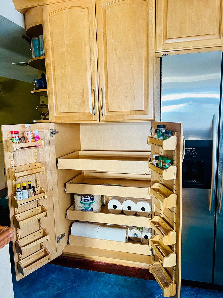 Kitchen Pantry