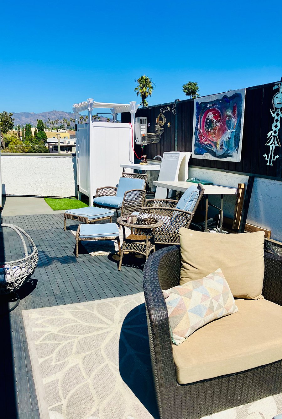 Rooftop patio w/ utility sink & enclosed shower