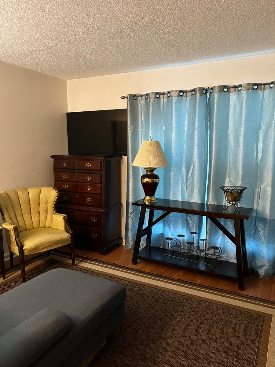 Furnished Finder property 750300_1 photo 9