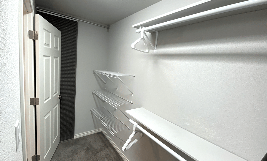 Bedroom 'B' Closet