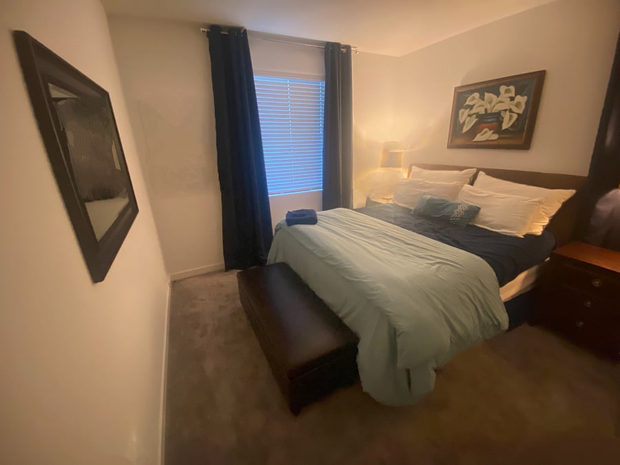Peaceful and quiet private room includes cal-king size bed, 2 nightstands with drawers, 2 smart lamps with sockets, light blocking curtains, and mounted 43" smart tv with remote.
Available upon request: desk, chair, small dresser.
