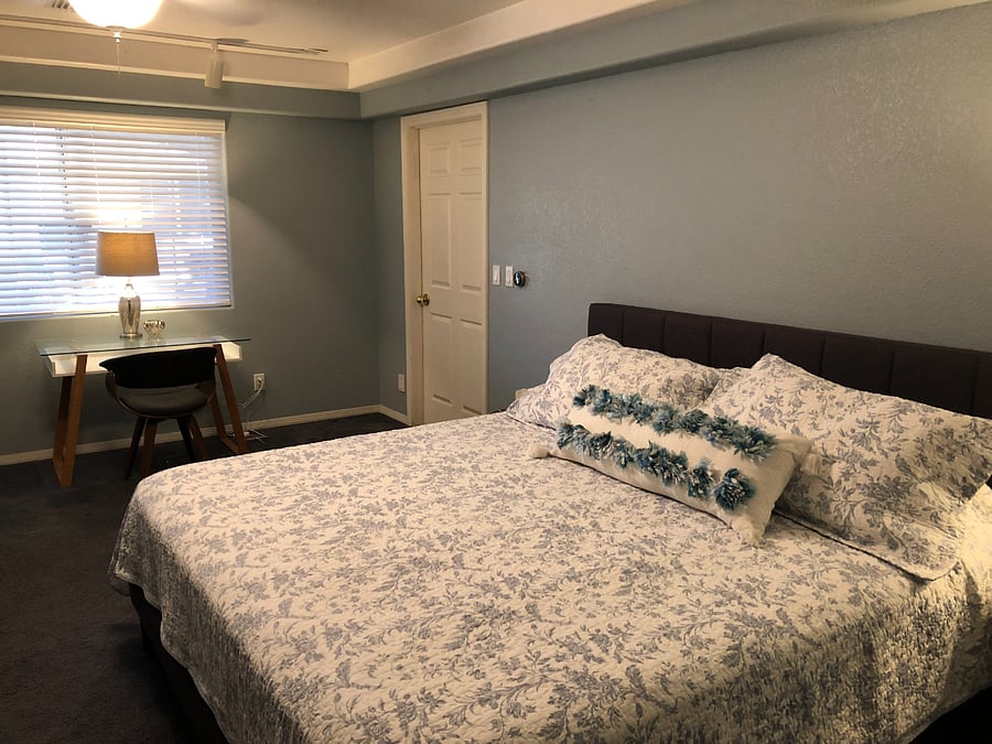 Master Bedroom, King Bed, and Desk