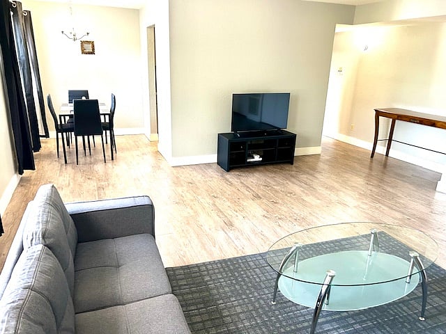 Furnished Finder property 750593_1 photo 3