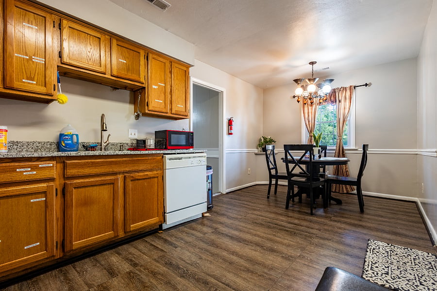 Furnished Finder property 750598_1 photo 8