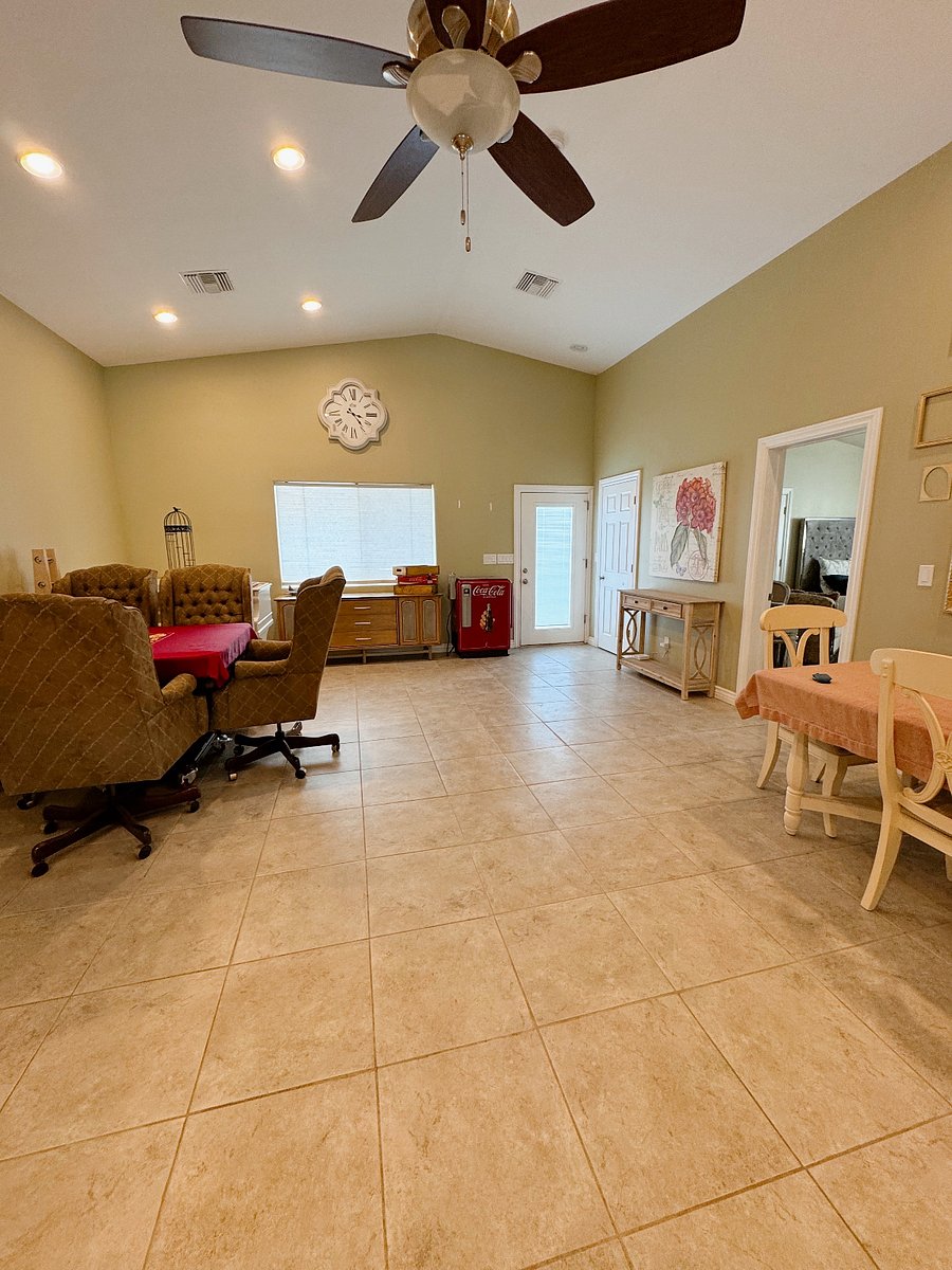 Furnished Finder property 750653_1 photo 23
