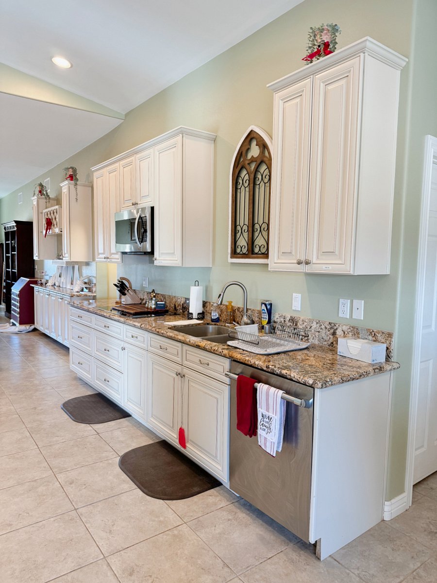 Furnished Finder property 750653_2 photo 16