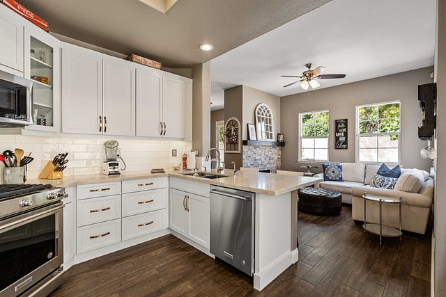 Furnished Finder property 750689_1 photo 3