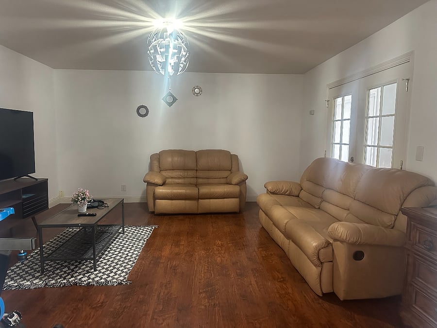 Furnished Finder property 750701_1 photo 2
