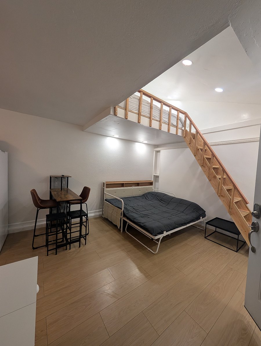 Furnished Finder property 750849_1 photo 1