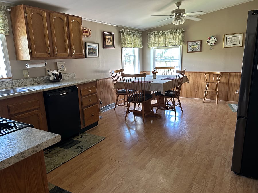Kitchen - view from opposite end