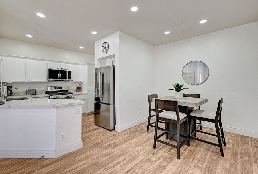 Furnished Finder property 751104_2 photo 12