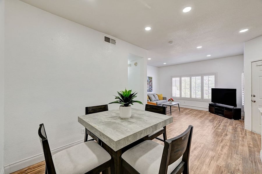 Furnished Finder property 751104_2 photo 14