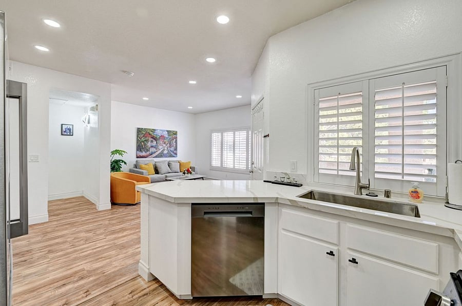 Furnished Finder property 751104_2 photo 19