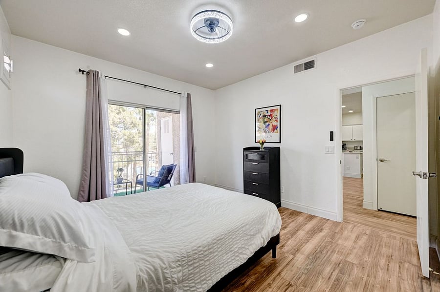 Furnished Finder property 751104_2 photo 28