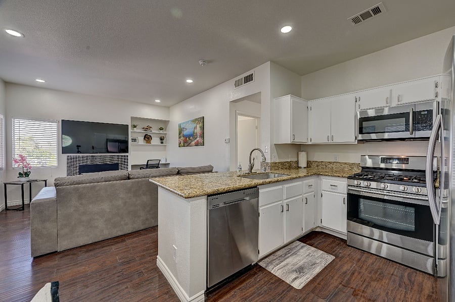 Furnished Finder property 751104_3 photo 18