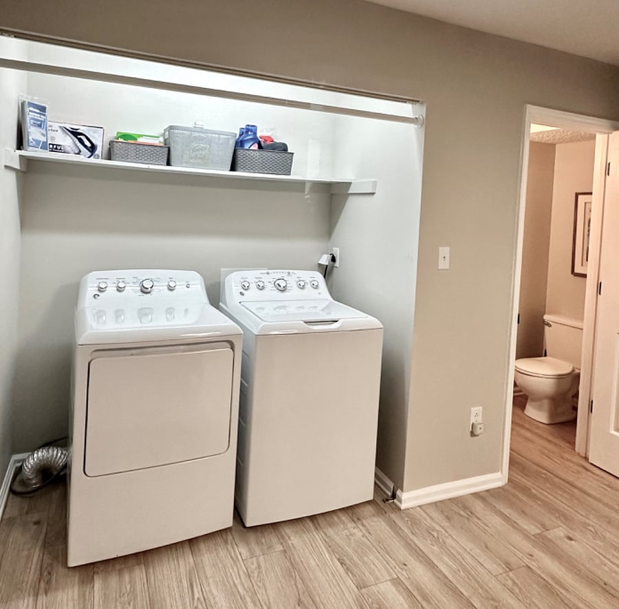 Full size washer & dryer