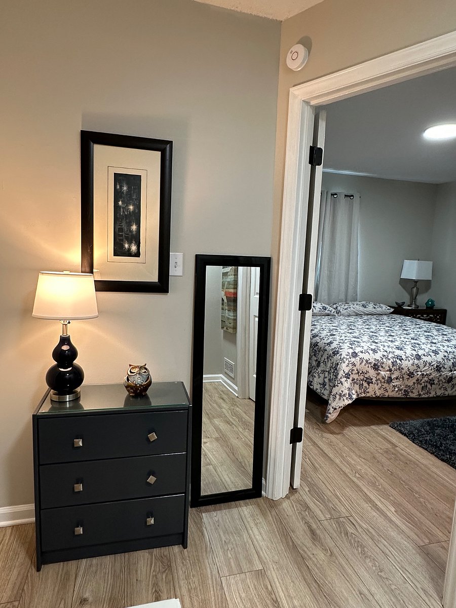 Hallway between bedrooms on 2nd level