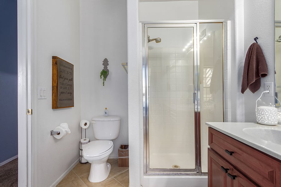 1702 E Bell Rd 189 - Bedroom1 Bathroom