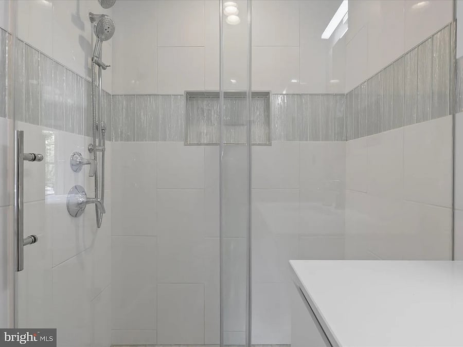 Furnished Finder property 751173_1 photo 17