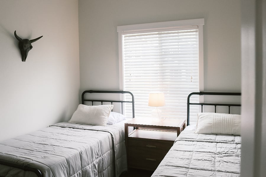 Two Twin Beds Room 