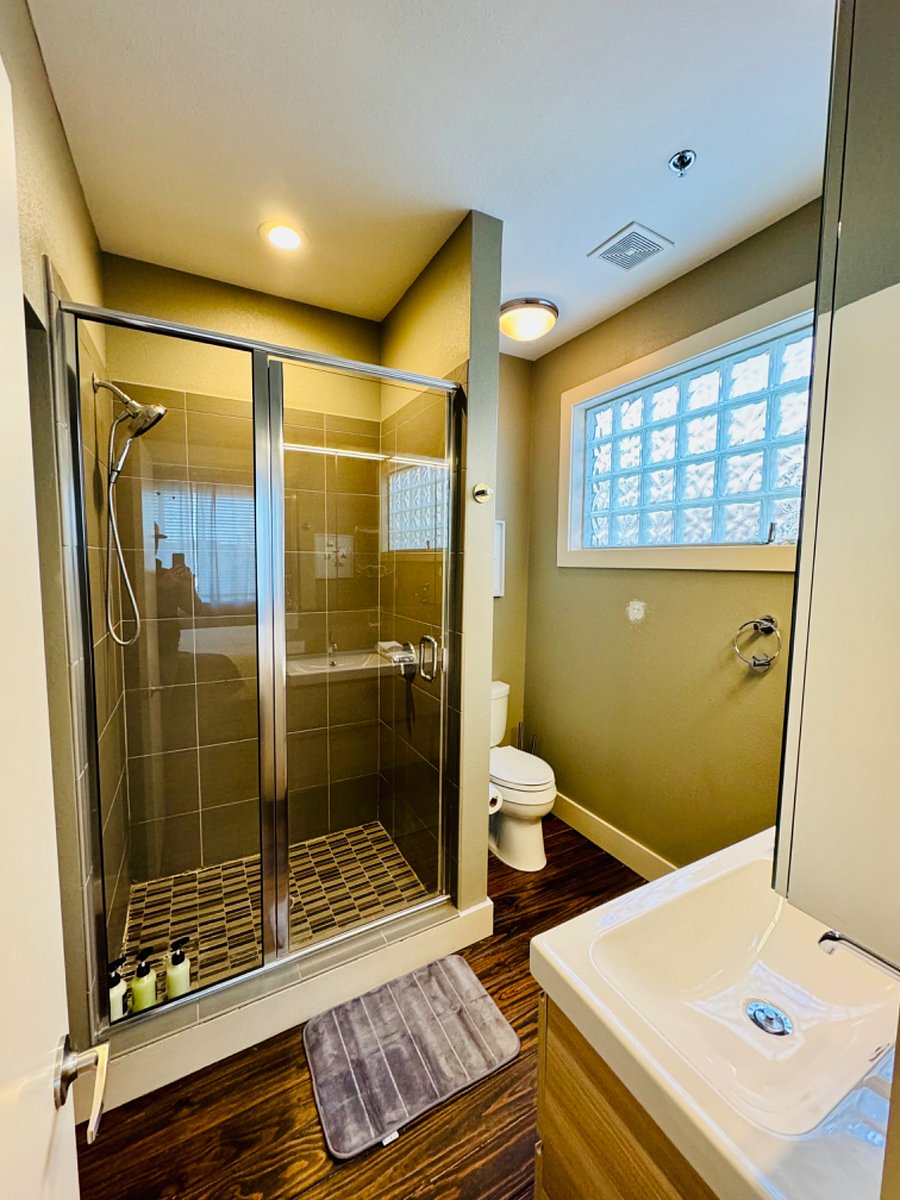 Primary Ensuite Bathroom