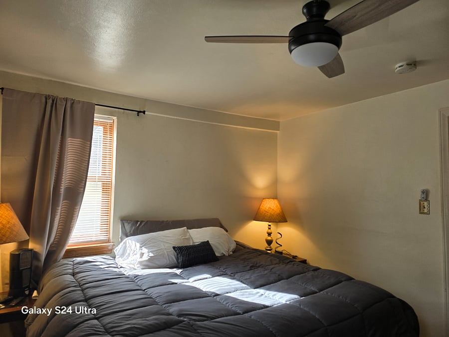 Unit 2 master bedroom. (King)
