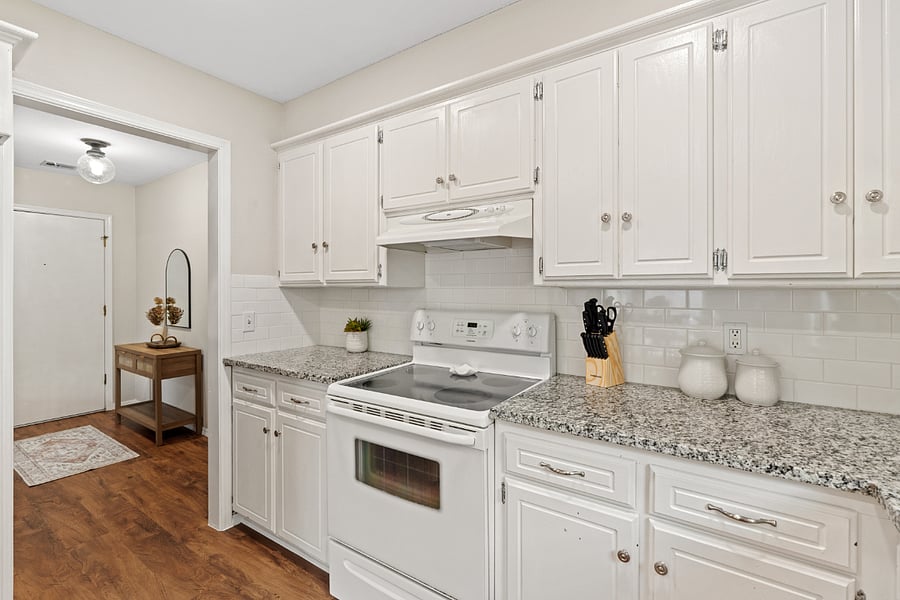 Furnished Finder property 751330_1 photo 31