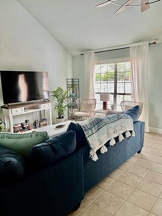Furnished Finder property 751483_1 photo 12