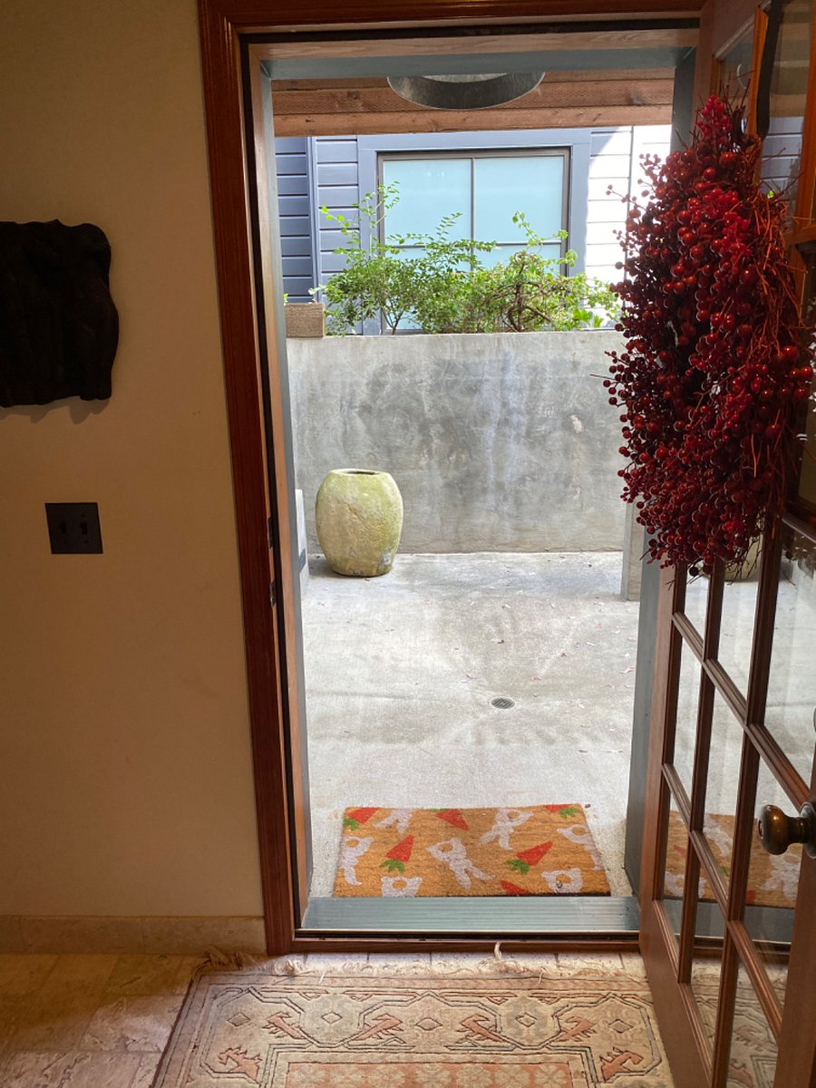 Entry door to shared foyer