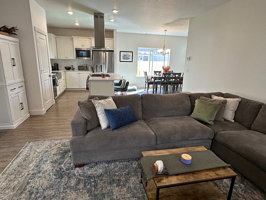 Furnished Finder property 752075_1 photo 3
