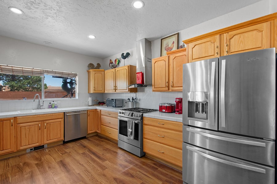 Furnished Finder property 752105_1 photo 5
