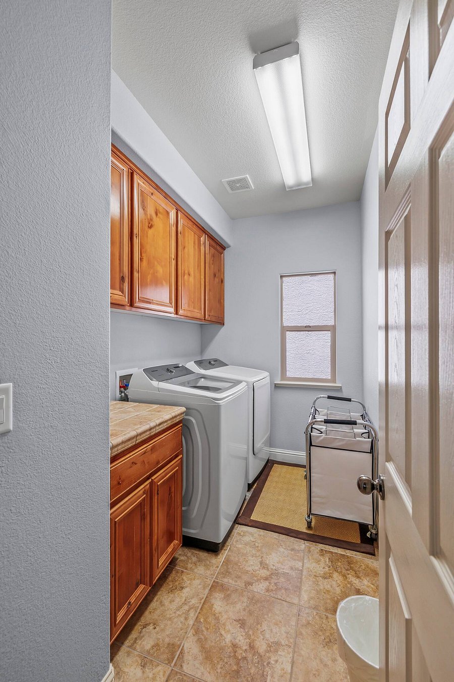 Furnished Finder property 752213_1 photo 17