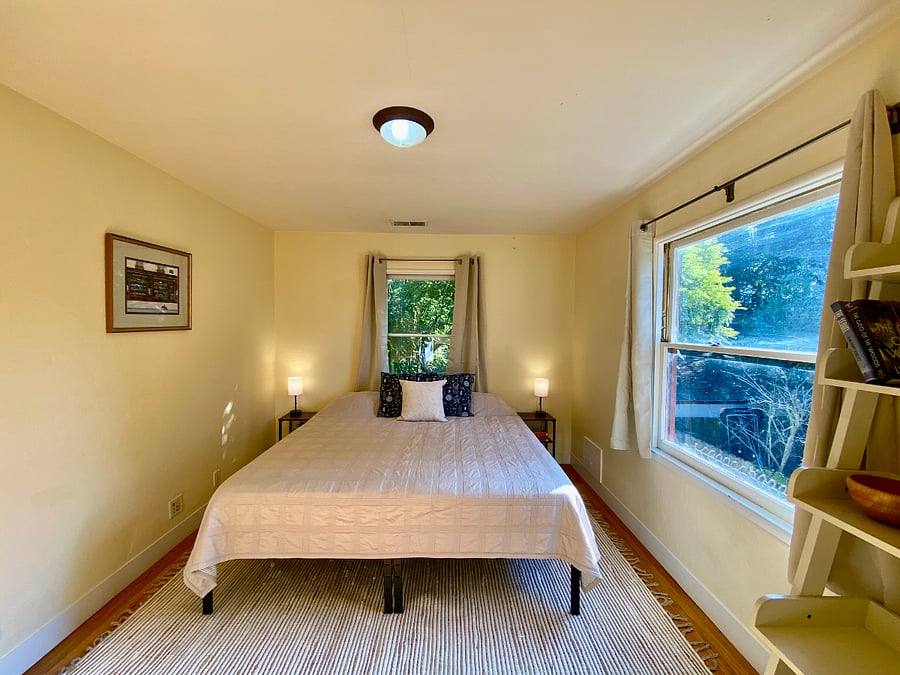Upstairs bedroom 2