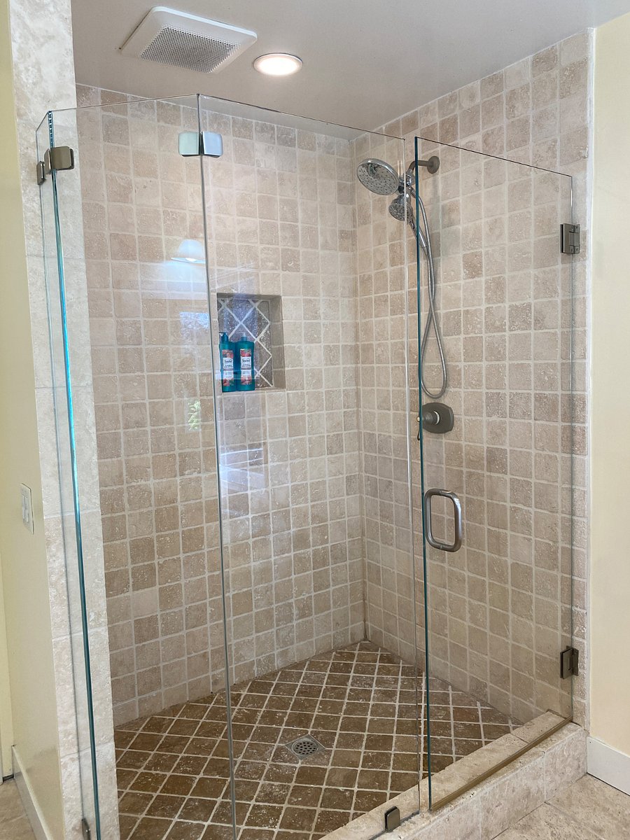 shower in upstairs bathroom