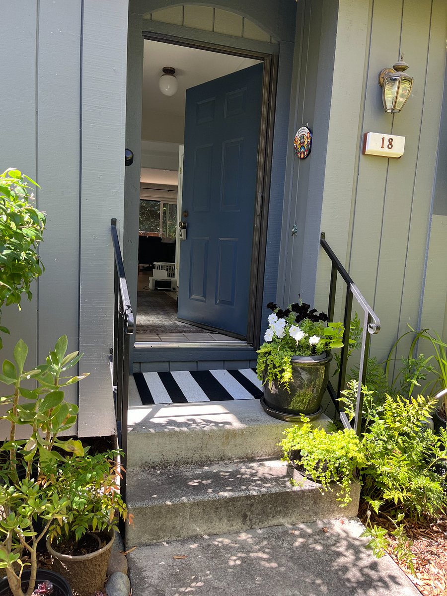 Welcoming entrance