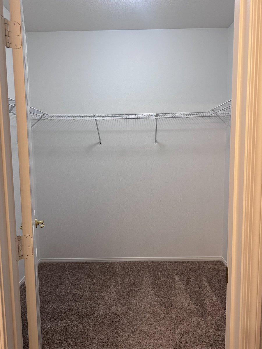 Walk In Closet
