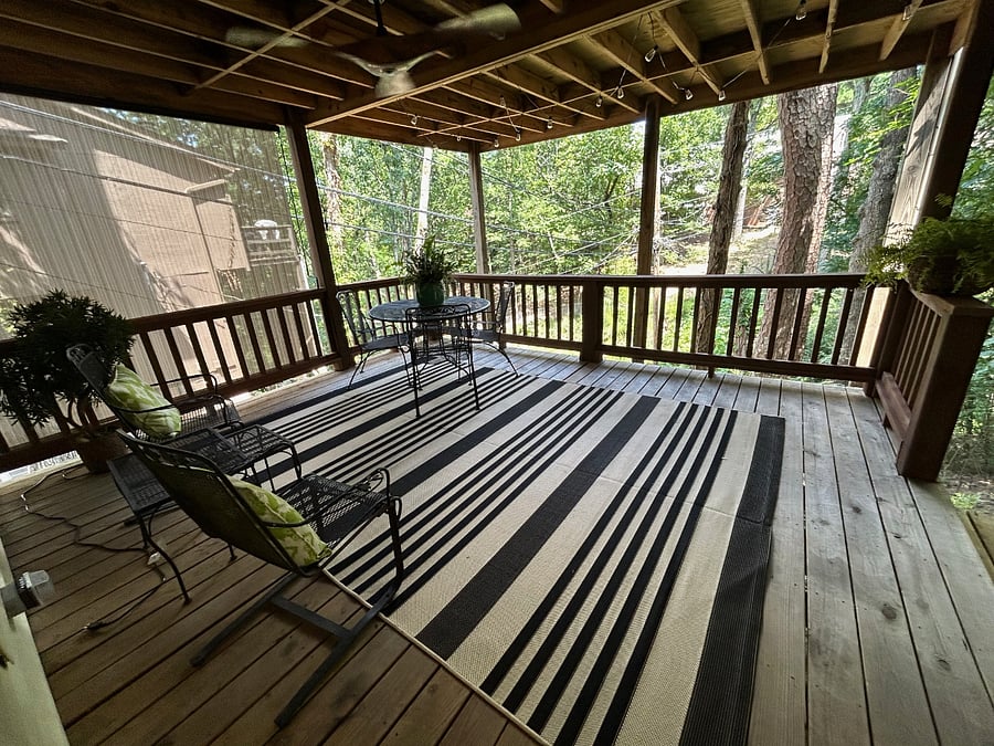 Private porch