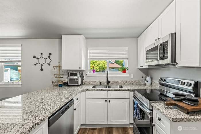 Furnished Finder property 752596_1 photo 9