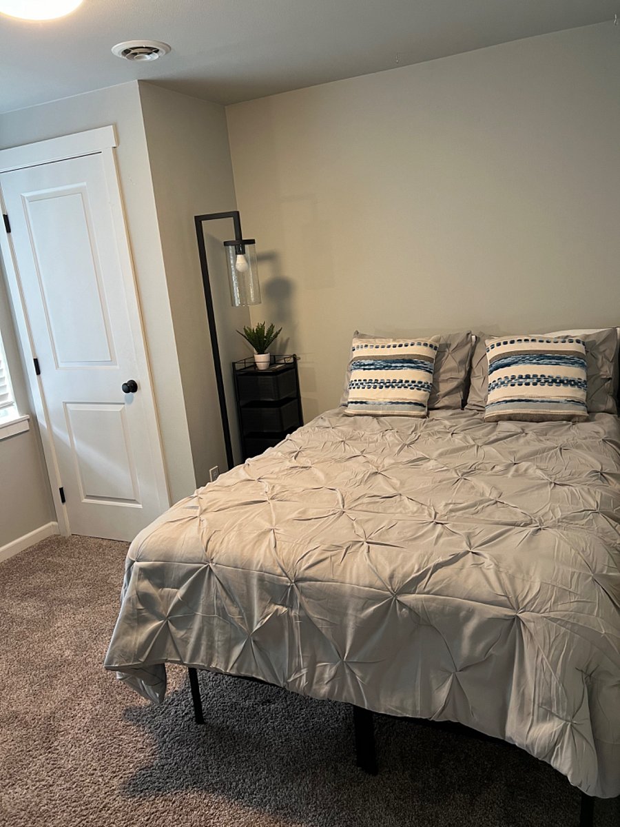 Furnished Finder property 752596_3 photo 12